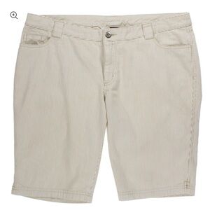 Patagonia Shorts striped shorts in tan size 6